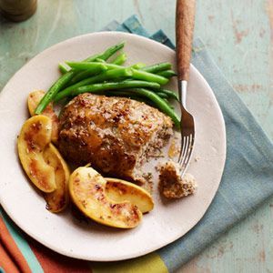 panes de carne de pollo y manzana