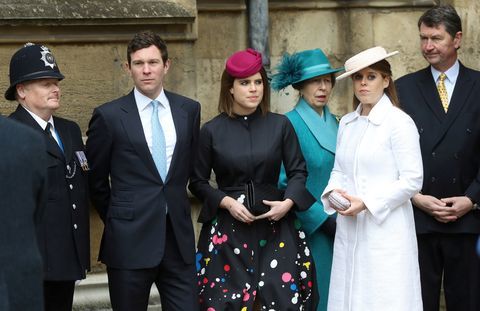 princesa eugenie abrigo pascua 