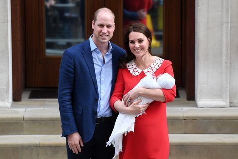 el príncipe william, kate middleton y el príncipe louis