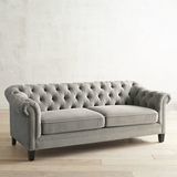 Sofá de terciopelo Chesterfield gris de Kaede